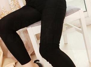 3Agirl – 图册记录，小野玛莉亚的棉袜，简单又不会出错的经典搭配。