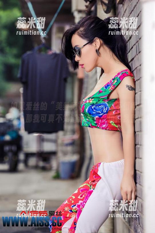 如果爱丝的“美卦师”和美图都不值得一看，那我可真不知道还有什么值得我留步。