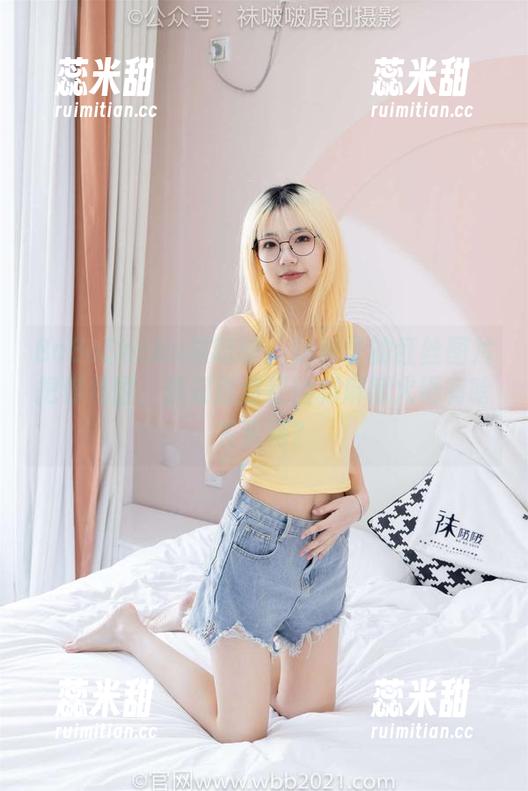 BoBoSocks袜啵啵-稚予 BoBoSocks袜啵啵 - 让稚予的红丝图片把你包围,想知道这红丝和麻辣火锅有啥关系吗?