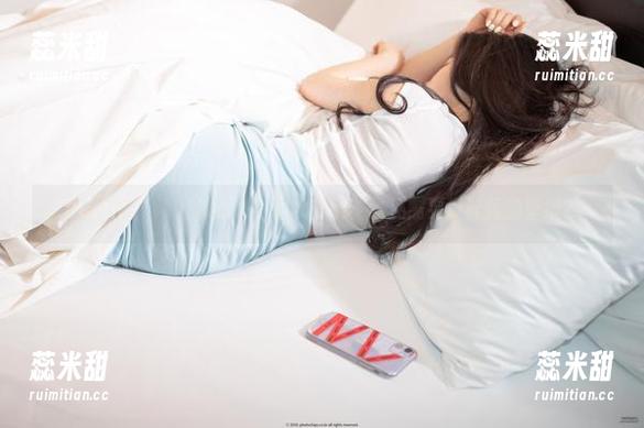 Dami(퀸다미)的ArtGraviaVol：谁还需要设计师的壁纸？