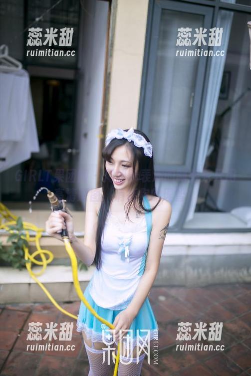 GIRLT果团网 - 周妍希表演的制服秀只用高清原图，消耗你的理智！