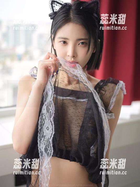 看这里，更别说什么尴尬，Hyoyeon(김효연)的无圣光可爱合集不怕被评判！