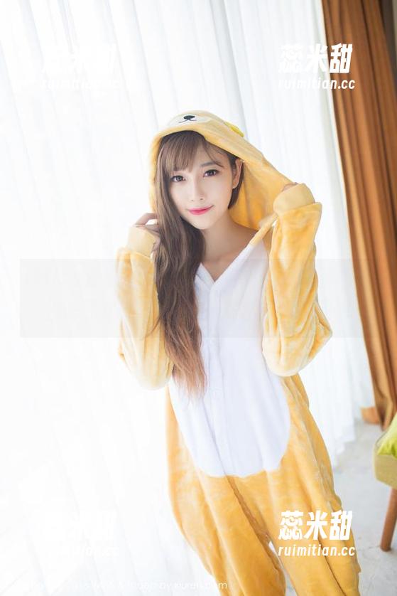 IMiss爱蜜社-vetiver嘉宝贝儿 IMiss爱蜜社 - 夏日来临,劈开冰镇西瓜,别忘了vetiver嘉宝贝儿的免费图包!