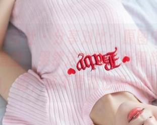 IMiss爱蜜社 – 分享对比：原图中的杨紫嫣女仆造型，果然这衣服妖娆得超有杀伤力，唔，要不要我也买一套？