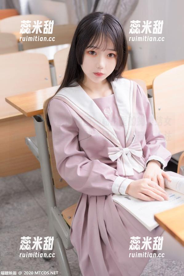 来自喵糖映画的原图，私拍里的蝴蝶结女仆，穿的难道就是剧本里的“翻窗引人注目”？