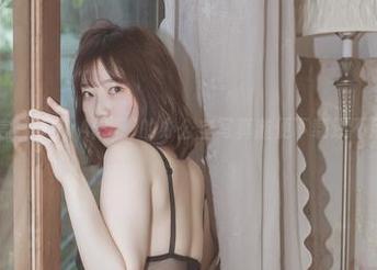 真不敢信，MyuA(뮤아)的办公室写真随便下载还不用花钱？