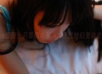 ROSI女仆原图：只要雨伞不撒，任凭她们灵动走入你心。