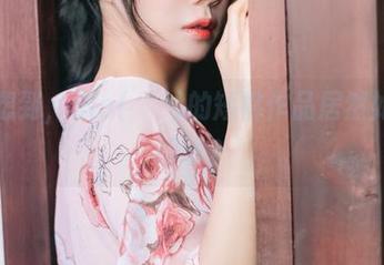 谁能想到，Sia(시아)的短裤作品居然如此抓眼球？