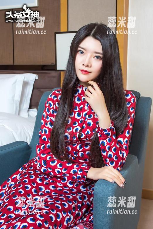 TouTiao头条女神-樊安妮 TouTiao头条女神 - 分享樊安妮的美腿,注意,容易因此爱上健身和短裙啦!