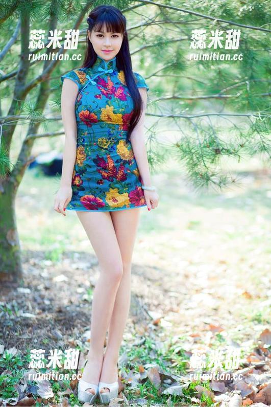 TuiGirl推女郎-胡允儿 TuiGirl推女郎 - 白衬衫剪影,胡允儿的写真图集能否撼动你的审美?
