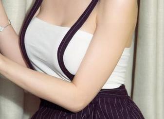 UGirls尤果网 – 更新！王恬恬的棉袜图集，再来一波清新风怎能错过？谁能想到竟能让人心思乱想。