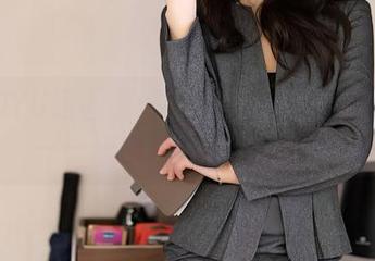 XIAOYU语画界 – 玥儿玥er的万圣节合集——鬼脸也挡不住的萌！