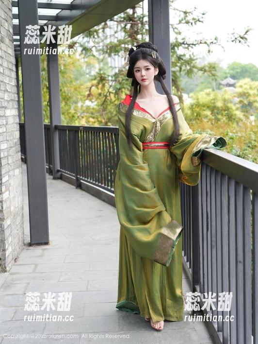 Xiuren秀人网-BABY_柒 Xiuren秀人网 - BABY_柒女王:一部“没那么正经”的私拍大作
