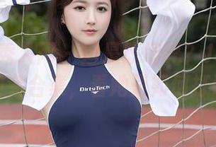 Xiuren秀人网 – 这是职场吗？Jennifer小若职业装合集，看她是如何打破界限的