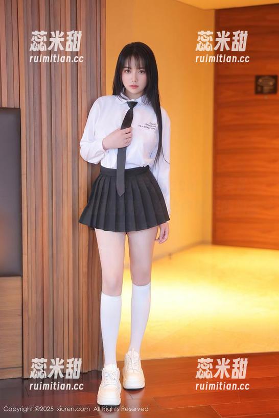 Xiuren秀人网-小茉莉jasmine Xiuren秀人网 - 小茉莉jasmine美足:免费下载!我敢打赌,这比你刚买的脚盆更治愈!