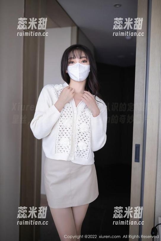 Xiuren秀人网-玛鲁娜Manuela Xiuren秀人网 - 洗衣机不认识的定制裤里丝,看看玛鲁娜Manuela的奇妙图片吧!