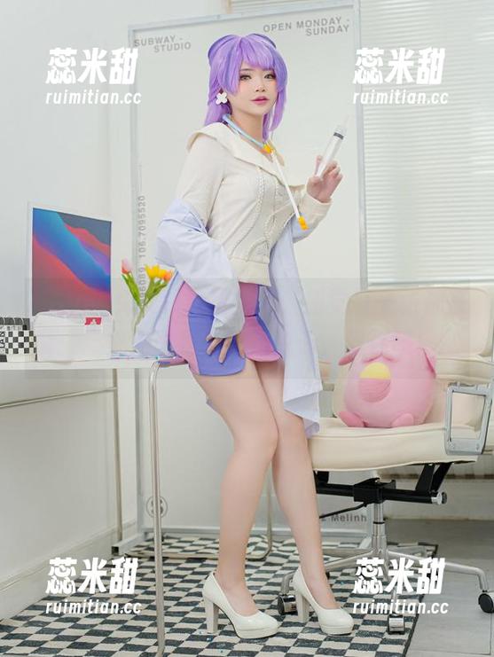 ZinieQ ZinieQ兔女郎最新图集,感觉每一张都在说:“快来看我,我是兔子,爱你哦!”