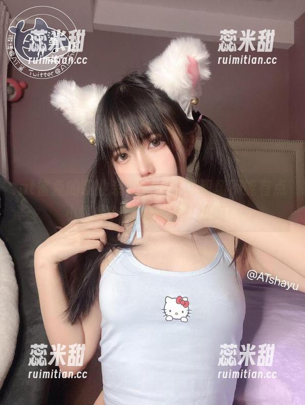 at鲨鱼 at鲨鱼的职业装更新,谁说职场不能有点小情趣?可以偷偷打扮嘛!