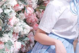 lovely呆玄的免费写真课——教室椅子不够坐，申请增设一排！