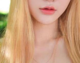 那一瞬：yeeun孙乐乐抓拍DJAWA黑幕女王Misa的照片，谁说照片不能撩人？