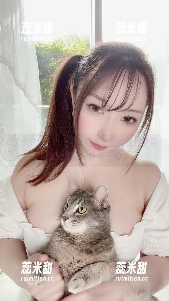 当サク(saku)穿上毛衣，我的视线被导演到的每一针每一线