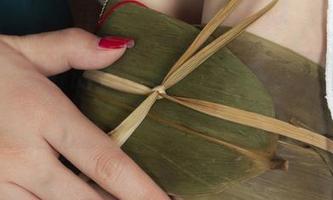 丽柜 – 黄芬的美腿分享，图库里竟有这种诱惑！