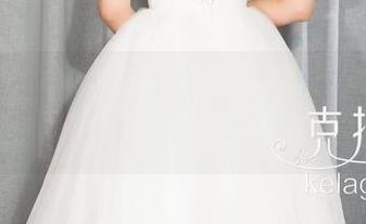 克拉女神 – 杨暖全套礼服，怎么就这么显身材呢？你们看到那条裙摆了吗？