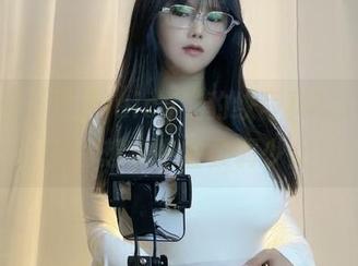 微密圈 – 可馨juicy“豹纹写真”：这不是你想象中的柔弱少女