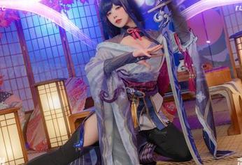 来吧，咬人小小兔带你去温泉，不过女将心里真的有一把火，图包哈哈哈！