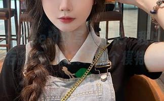 大肉丸Amiee豹纹写真合集：我以为是野外生存指南，其实只是个模特拍的！