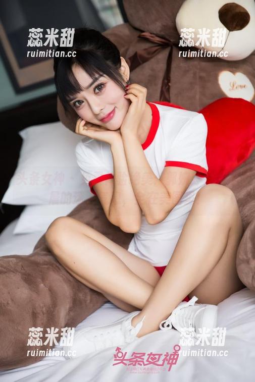 头条女神-郭婉婷 头条女神 - 免费体验绝美:郭婉婷女友早晨的迷人气息,全在美图里!