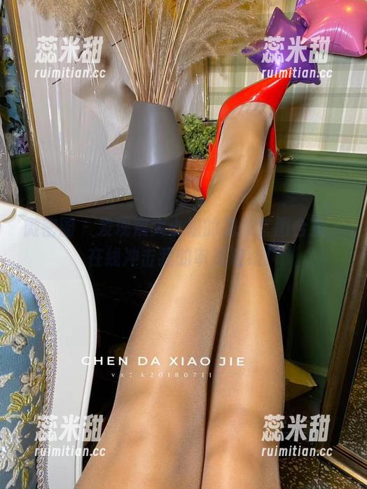 宸大小姐 微密圈 - 发现宸大小姐的视频套图合集,在线冲击我的审美底线!