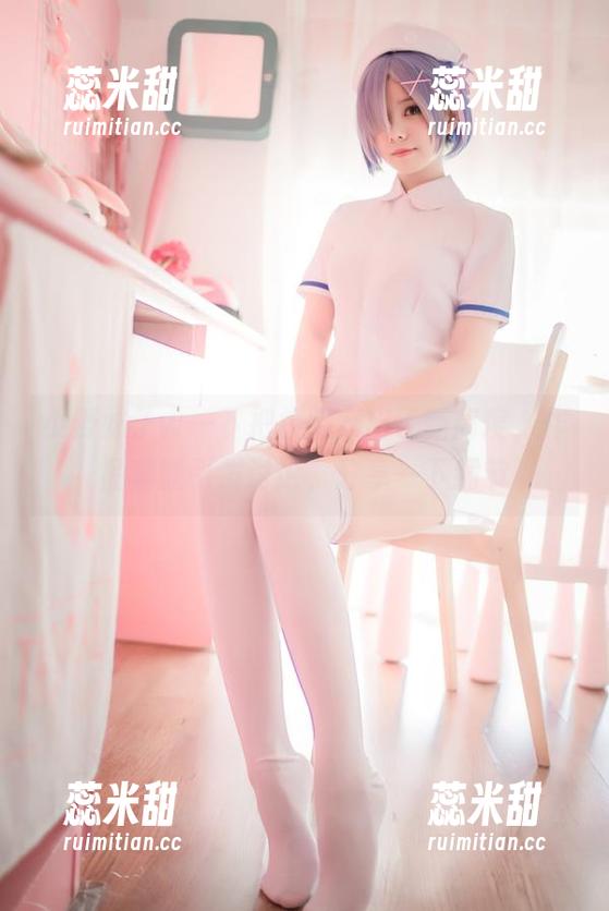 小野妹子w 小野妹子w一下把校服穿出了新高度,作品真能引发讨论,分享一下细节