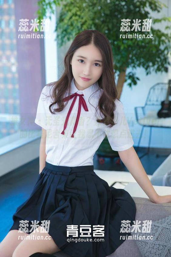 推女神 - 无圣光真香？嘉宝贝儿Vetiver的比基尼合集让我忍不住想点进去！