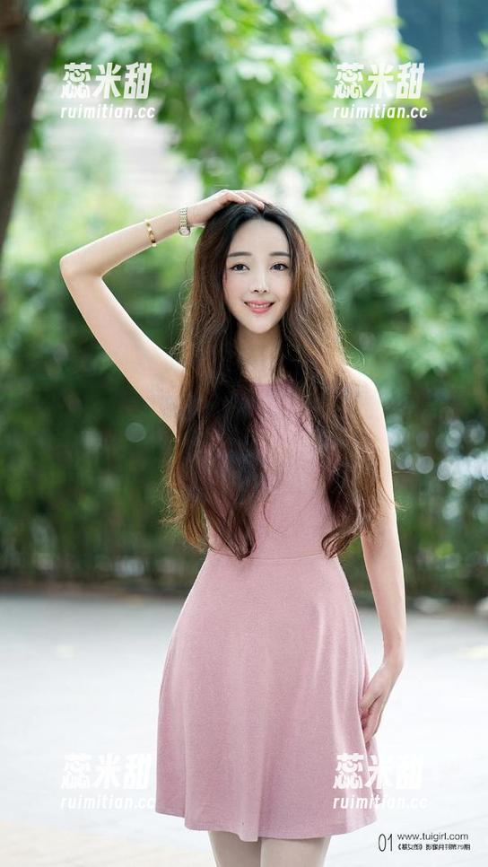推女郎 - 最新库里来了王根星熙的粉色，小心，会让你嘴角上扬哦！