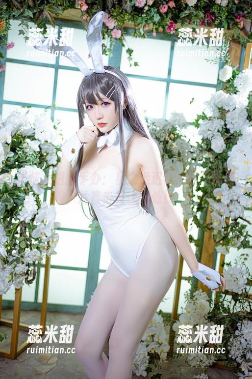 星之迟迟 当修女遇上手办:星之迟迟带来的高清图片直击灵魂深处!