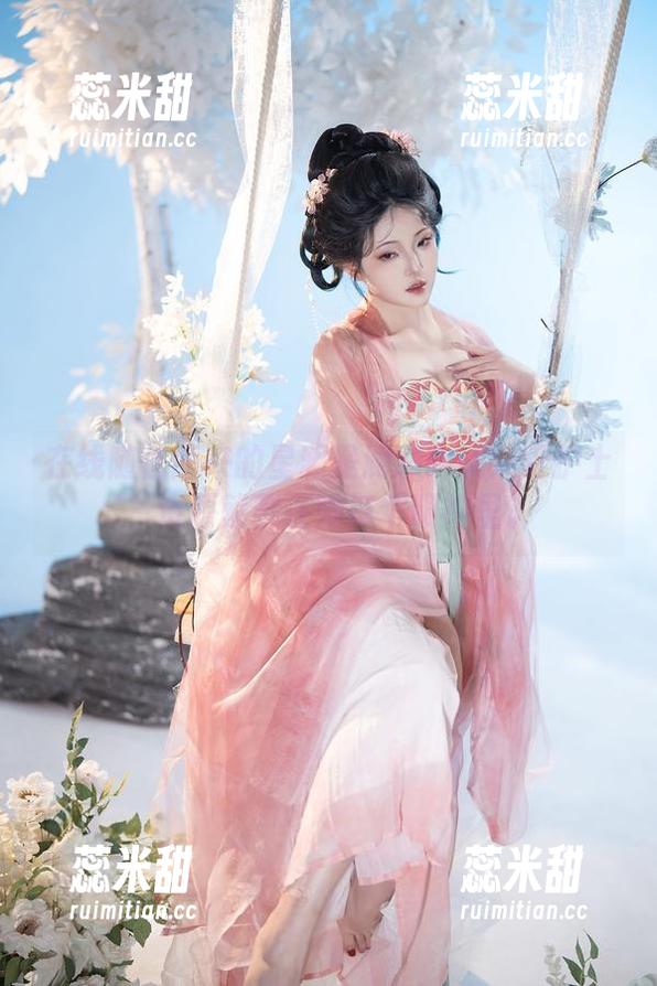 星澜是澜澜叫澜妹呀 在线随性而来的星澜是澜澜叫澜妹呀护士,资源就藏在她每个眼神里。