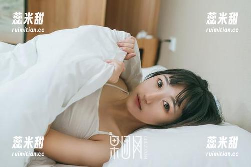 果团网 - 牛仔裤+周妍希=美图隆重上线，免费拿走不谢！