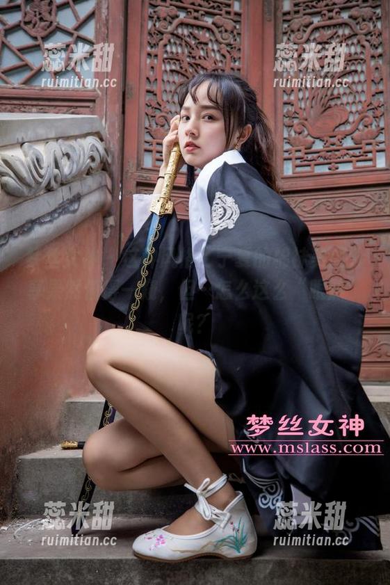 梦丝女神-宁夏 梦丝女神 - 这种风格,宁夏的棉袜美图分享果然值得一窥,但…怎么这么“眼熟”呢?