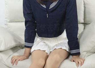 梦丝女神 – 玥玥连体衣写真：当搭配遇上奇思妙想