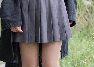 森萝财团 – 当小七变身JK学妹，原图甚至有点……微微的叛逆