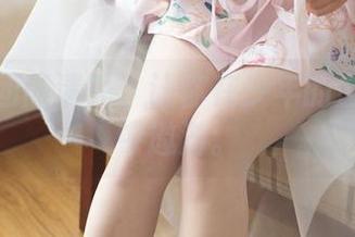 森萝财团高清秀：让你在少年的白色思绪中遨游。
