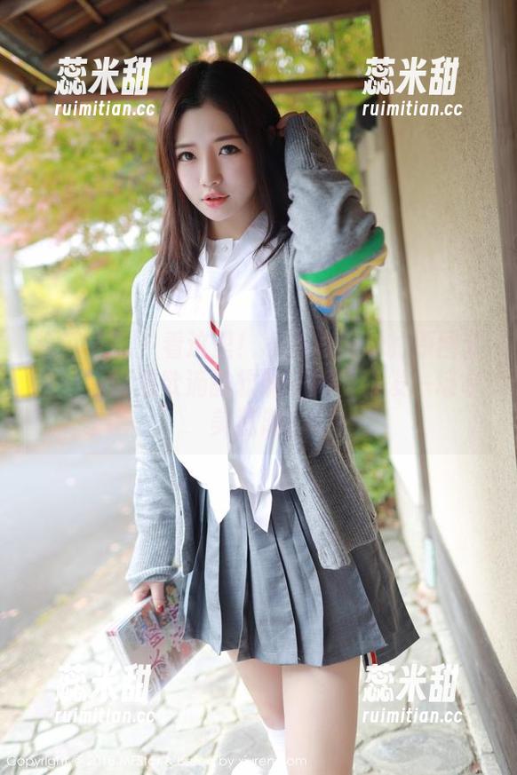 模范学院 - 看这里！小奶瓶呜呜的原图分享——娇柔欲滴的软妹子如何引发一场审美狂潮！