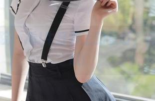 模范学院 – 看!牛仔裤上的星萌，有点风骚哦!