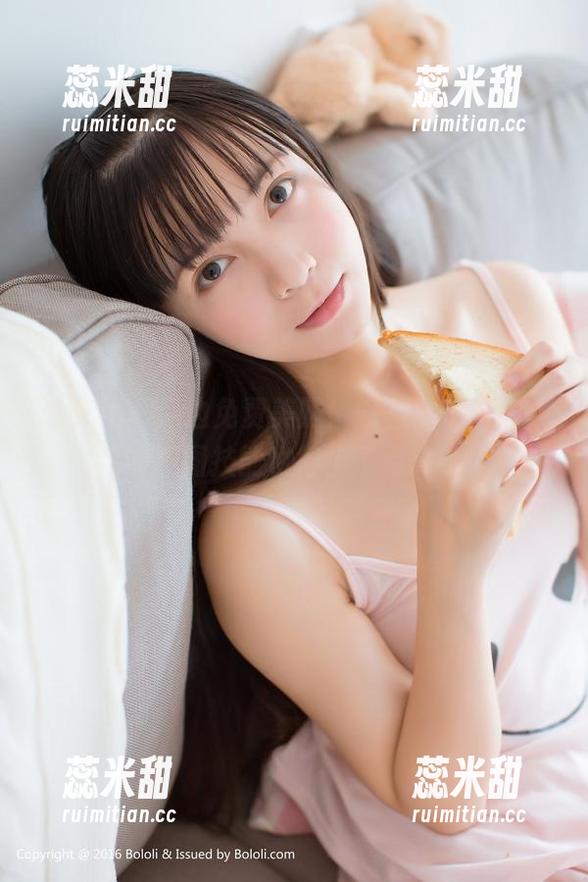 波萝社-柳侑绮 波萝社 - 海边免费美照!趁着柳侑绮在,我的删图技能也得上了点高手!