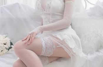 清水由乃的美足专辑来了！原图有点辣，精选让你直呼‘哇!’
