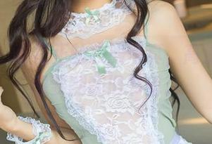 爱蜜社 – 夏正正的校服写真，高清得让我想要翻翻旧书信。