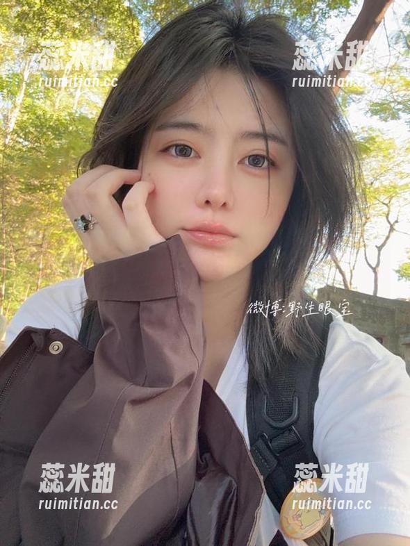 眼酱大魔王w 眼酱大魔王w又出新套图了,棕丝这次又让人刮目相看