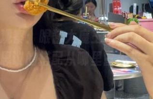 写真小观察：眼酱大魔王w的旗袍，不可思议的搭配从哪里冒出来？