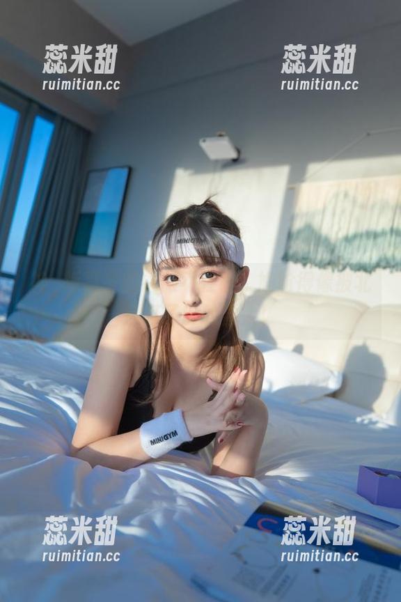 神楽坂真冬 神楽坂真冬的礼服不在线,尴尬得像被北风打了脸的雪人!